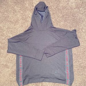 Under Armour Sweatshirt